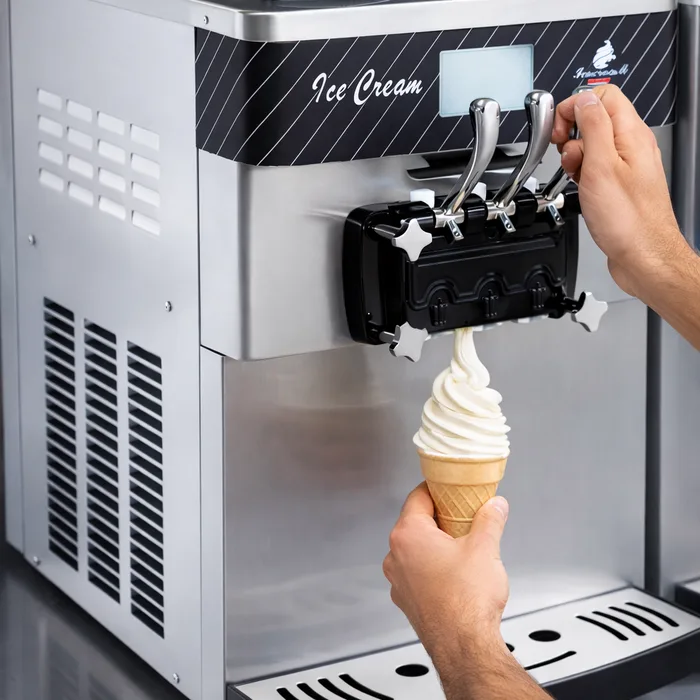 מכונת גלידה אמריקאית דלפקית עם קירור ובוחש עליון - LineXCold2